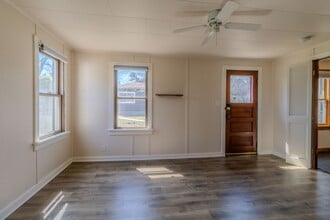 624 W Thirteenth St in Traverse City, MI - Building Photo - Building Photo