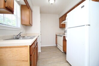509 Wood Crest Way in Pensacola, FL - Building Photo - Building Photo