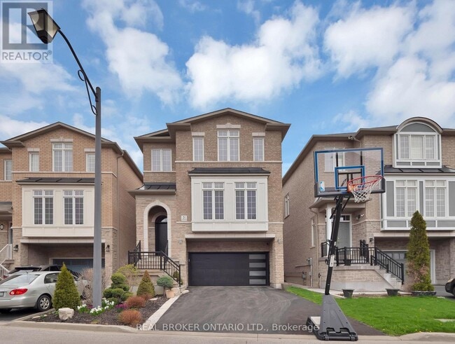 property at 31 Mastwood Crescent