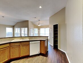 1606 Windcastle Dr in Mansfield, TX - Building Photo - Building Photo