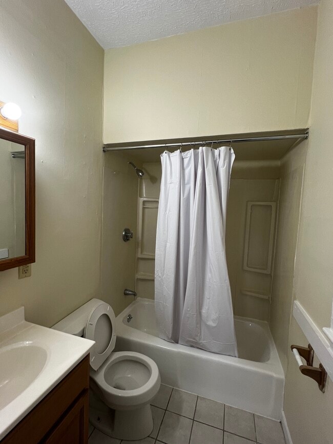 295 Nahant Rd in Nahant, MA - Building Photo - Building Photo