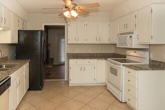 1116 Greentree Ct in Fort Walton Beach, FL - Building Photo - Building Photo
