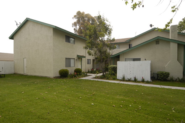 15143 Monterey Ave in Chino Hills, CA - Building Photo - Building Photo