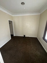 319 E Streicher St in Toledo, OH - Building Photo - Building Photo