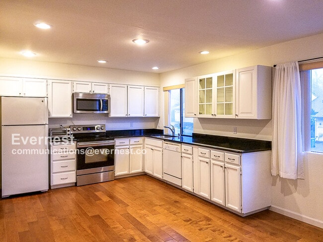 2542 174th Ave NE in Redmond, WA - Building Photo - Building Photo