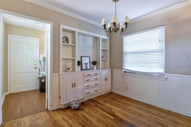 6228 Crestmont Dr in Dallas, TX - Building Photo - Building Photo