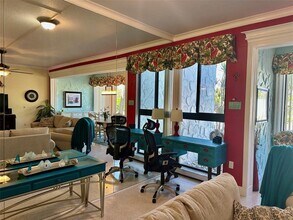 500 Park Blvd S in Venice, FL - Building Photo - Building Photo