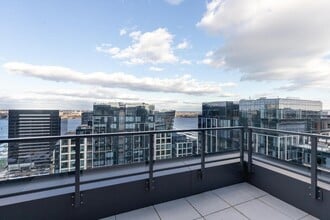 131 Seaport Blvd in Boston, MA - Building Photo - Building Photo
