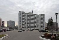 La Scala Towers in Toronto, ON - Building Photo - Building Photo