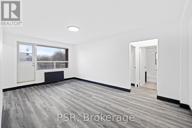 property at 600-600 Eglinton Ave W