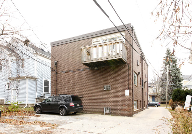 817 Arch St in Ann Arbor, MI - Foto de edificio - Building Photo