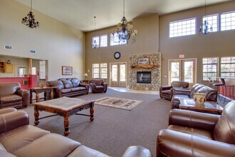 2373 Quarter Horse Trl in Overgaard, AZ - Building Photo - Building Photo