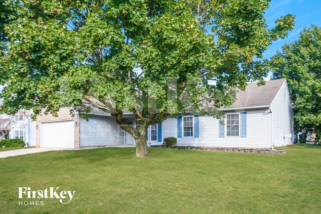 7750 Cross Willow Blvd in Indianapolis, IN - Foto de edificio - Building Photo