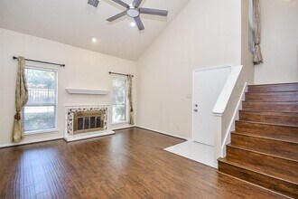 11852 Barryknoll Ln in Houston, TX - Building Photo - Building Photo