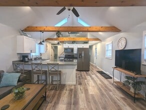 1708 N Center St in Crest Hill, IL - Building Photo - Building Photo