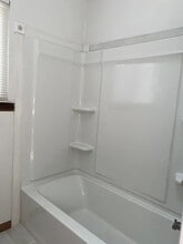 9148 W 75th Ter in Overland Park, KS - Building Photo - Building Photo