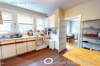 8 Forest St in Cambridge, MA - Building Photo - Building Photo
