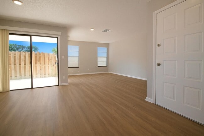 9204 Roan Ln in West Palm Beach, FL - Building Photo - Building Photo