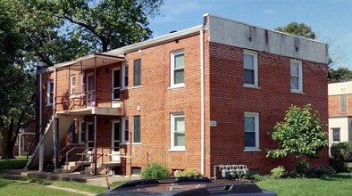 1343 Ida Ave in Columbus, OH - Building Photo - Building Photo
