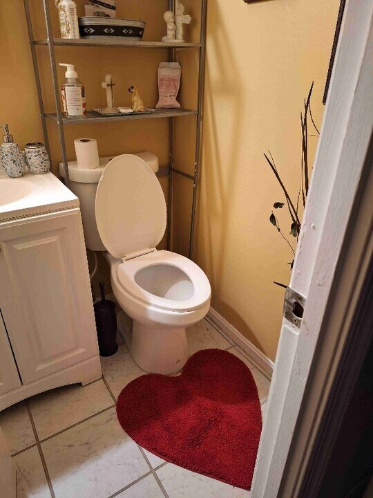 5807 Falkland Pl in Capitol Heights, MD - Building Photo