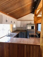 68155 Knik Rd in Sisters, OR - Building Photo - Building Photo