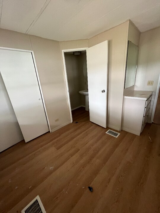 4538 Charter St in Zephyrhills, FL - Building Photo