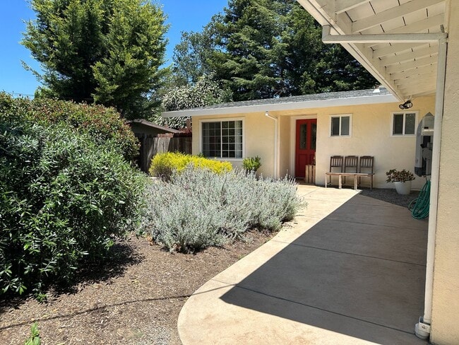 property at 535 Sunset Pkwy