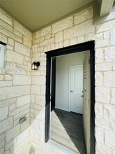9600 Whisper Willow Blvd in Manor, TX - Building Photo - Building Photo