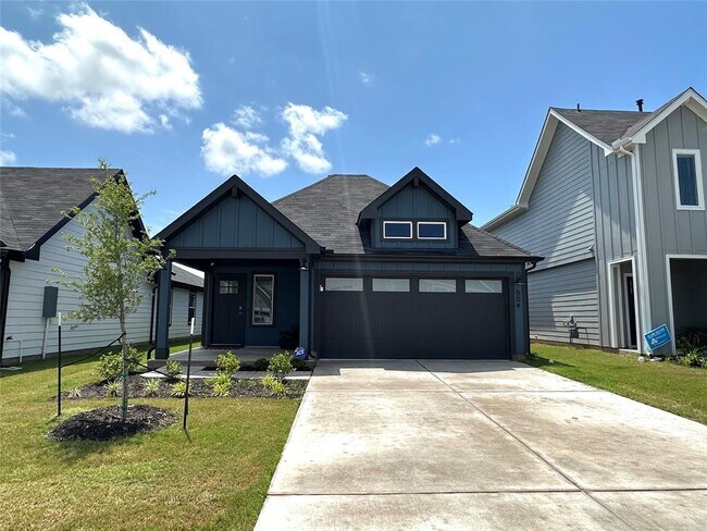 property at 504 Sandringham Lp