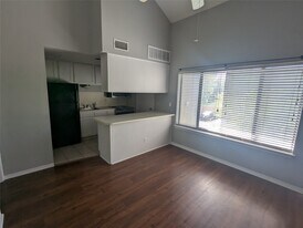 601 Nelray Blvd in Austin, TX - Building Photo