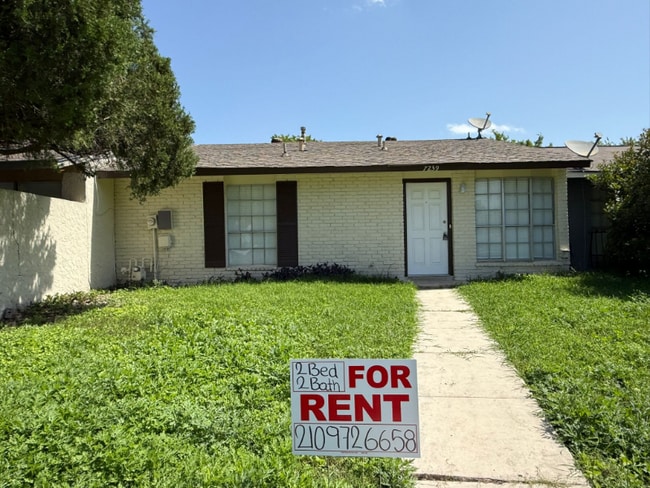 property at 7239 Glen Bay Dr