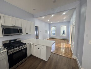 138 Jewett St, Unit 1 in Providence, RI - Building Photo - Building Photo