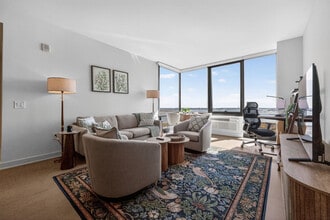 33 Park View Ave, Unit SI FL39-ID1471251P in Jersey City, NJ - Foto de edificio - Building Photo