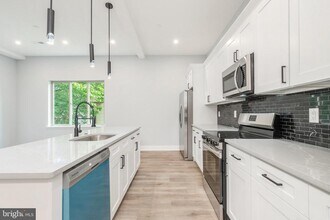 631 N Preston St-Unit -2 in Philadelphia, PA - Building Photo - Building Photo