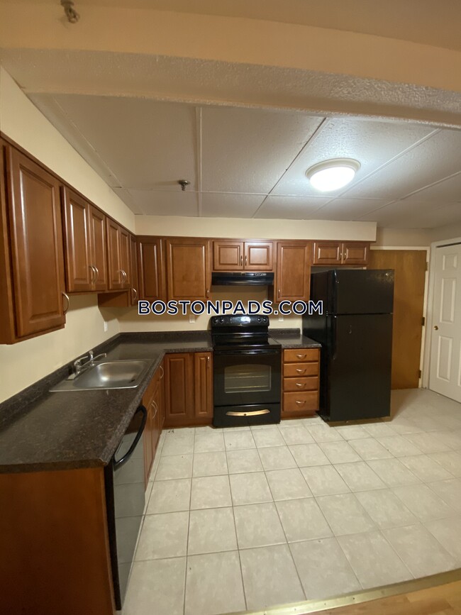 80 Foster St Rentals in Peabody, MA