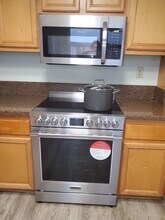 4957 Del Monte Ave in San Diego, CA - Building Photo - Building Photo