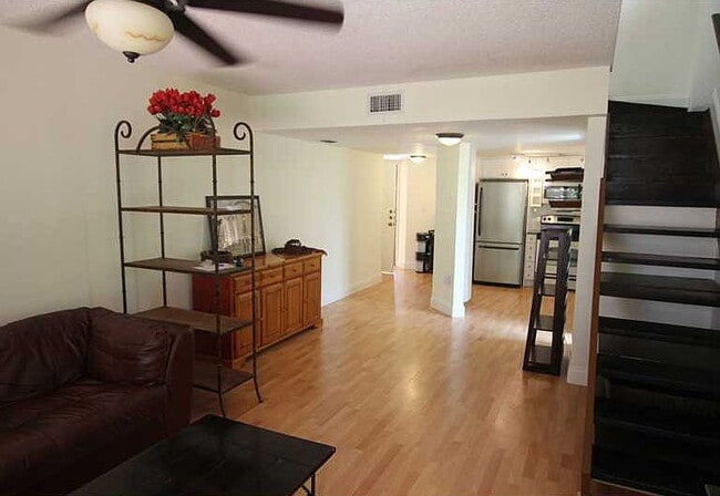 5750 Turin St in Coral Gables, FL - Building Photo - Building Photo