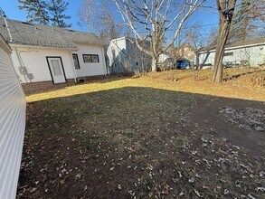 1814 Carver Ave in Duluth, MN - Building Photo - Building Photo
