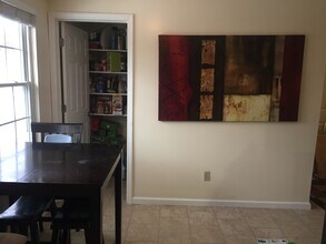 503 Cortland Dr E in Mckees Rocks, PA - Building Photo - Building Photo