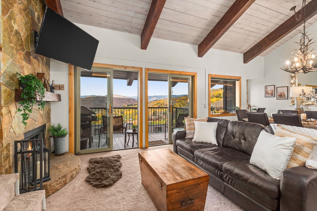 55 Upper Woodbridge Rd in Snowmass Village, CO - Building Photo