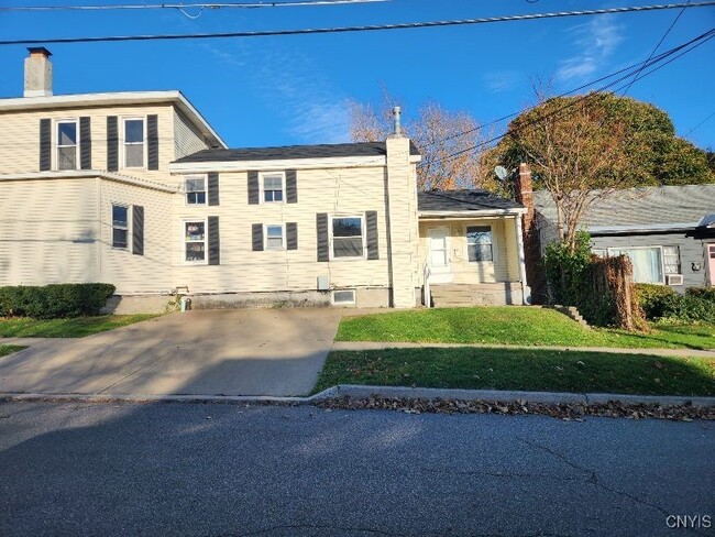 property at 96 W Oneida St