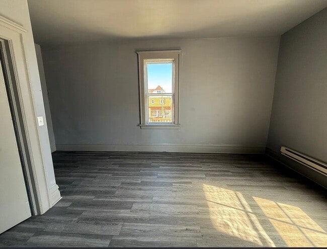 1341 S Layton Blvd in Milwaukee, WI - Building Photo - Building Photo