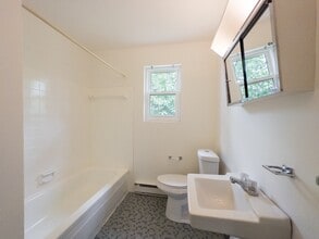 The Cloverleaf in Reading, PA - Building Photo - Building Photo