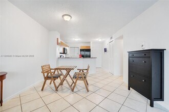 8730 N Sherman Cir in Miramar, FL - Building Photo - Building Photo