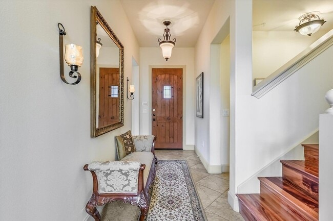 7800 Southwest Pkwy in Austin, TX - Building Photo - Building Photo