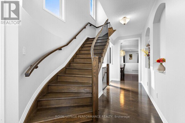 3532 River Run Ave in Ottawa, ON - Building Photo - Building Photo