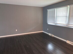 4802 Brian Rd in Mechanicsburg, PA - Building Photo - Building Photo