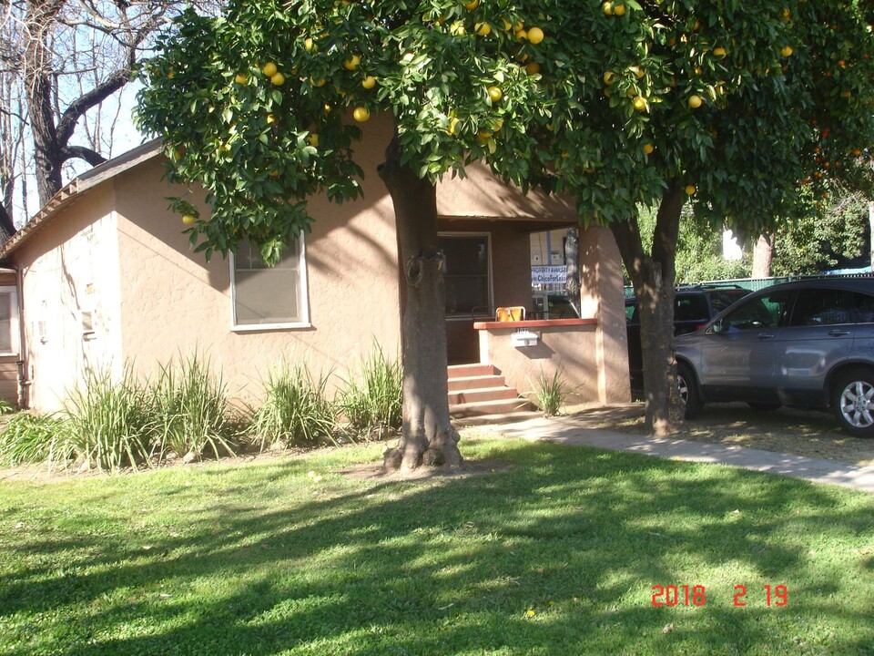 1032 W 2nd St in Chico, CA - Building Photo