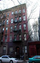 302 E 89th St in New York, NY - Building Photo - Building Photo