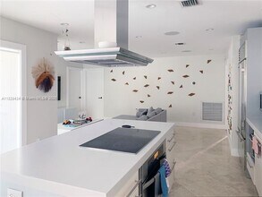 614 San Juan Dr in Coral Gables, FL - Building Photo - Building Photo